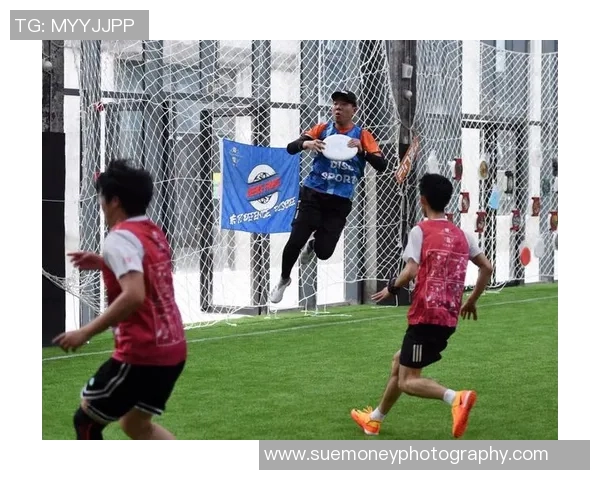 南京飞盘队整体压制战术解析与比赛表现的深度剖析